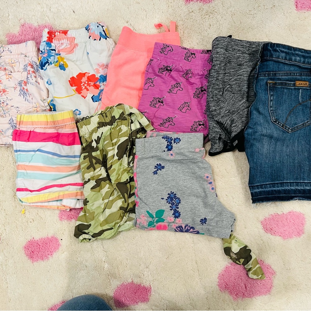 EEUC 9 pairs of shorts size 8-10